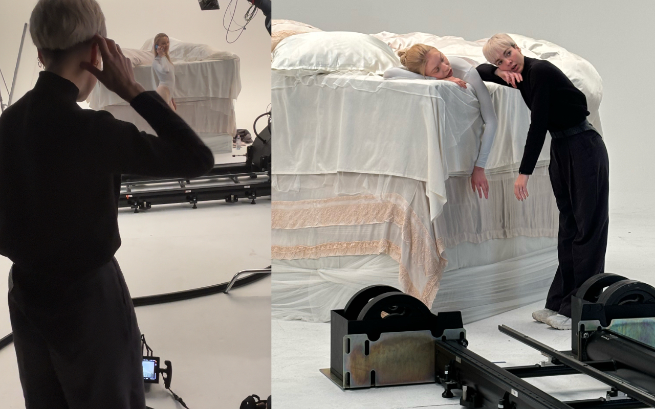 Synchronizing performer movement with camera movement in a film production.